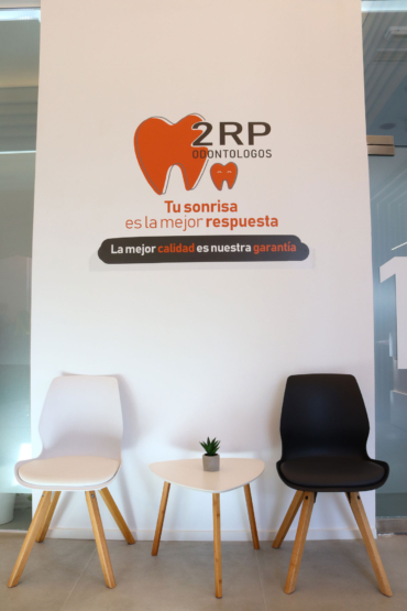El Compromiso de 2RP: Calidad y Calidez